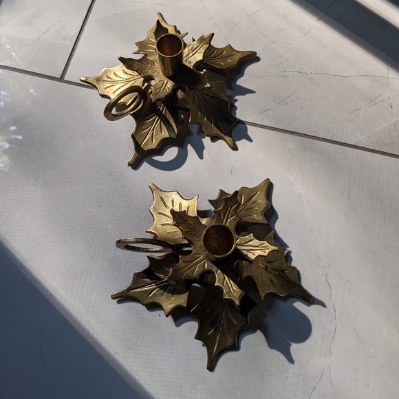 Brass leaf candle holders (set of 2)